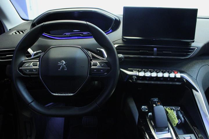 Sort Peugeot 3008 fra 2021