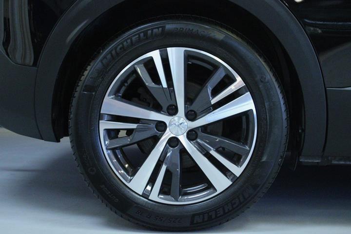 Sort Peugeot 3008 fra 2021