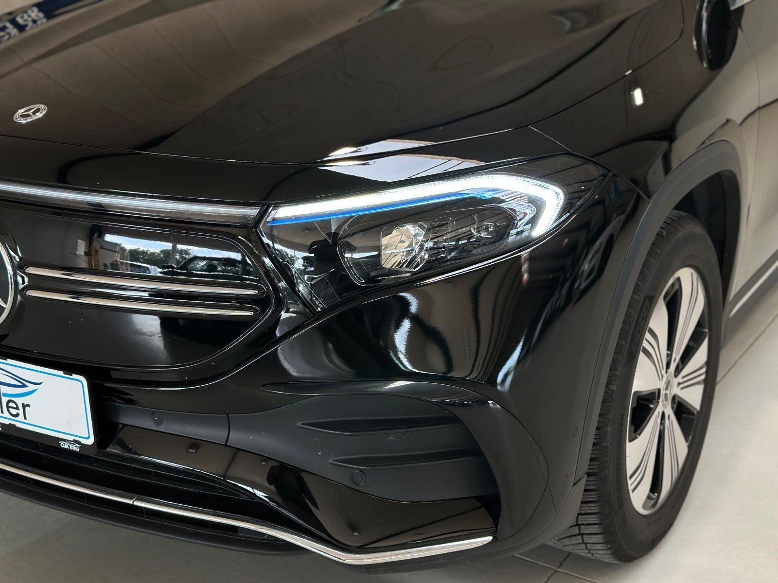 Sort Mercedes EQA250+ fra 2022