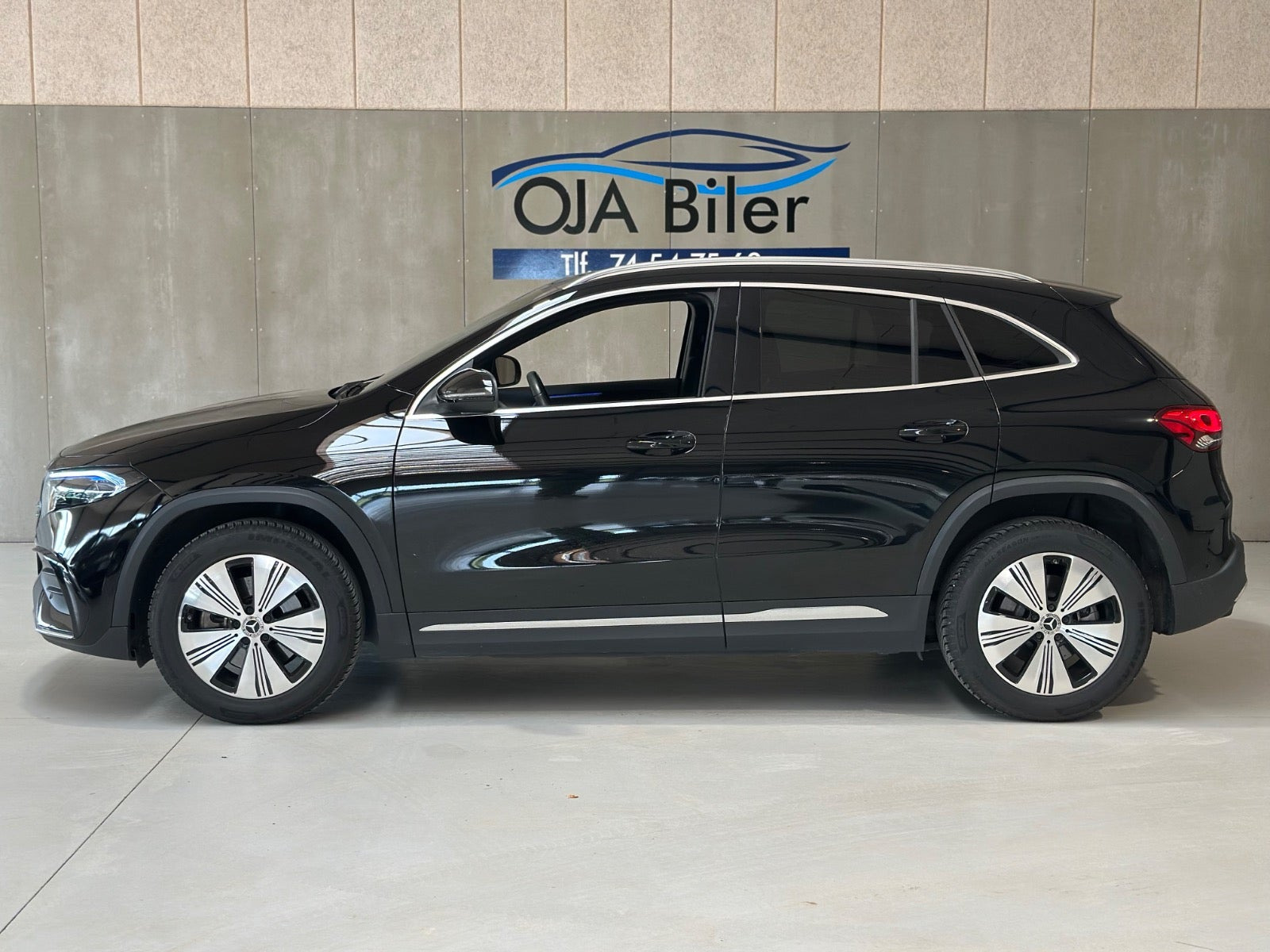 Sort Mercedes EQA250+ fra 2022