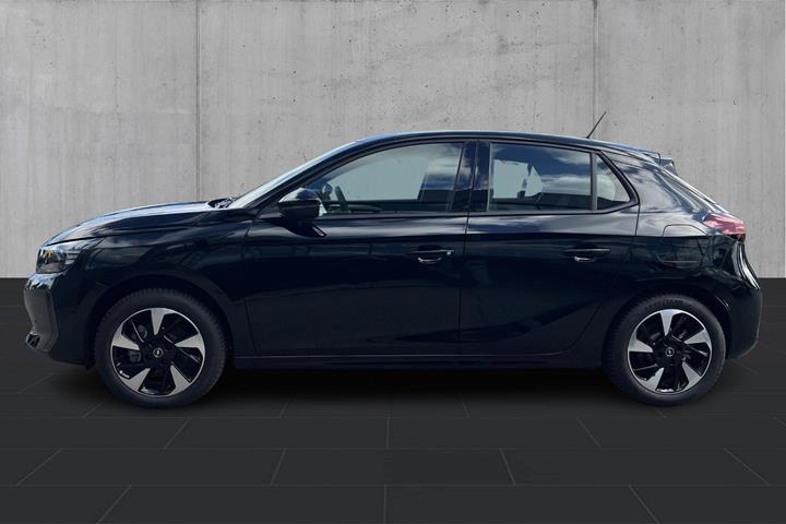 Sort Opel Corsa-e fra 2024