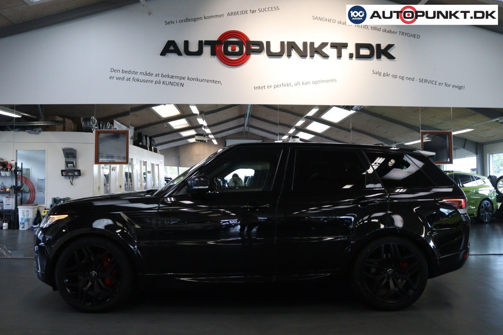 Sort Land Rover Range Rover sport fra 2017