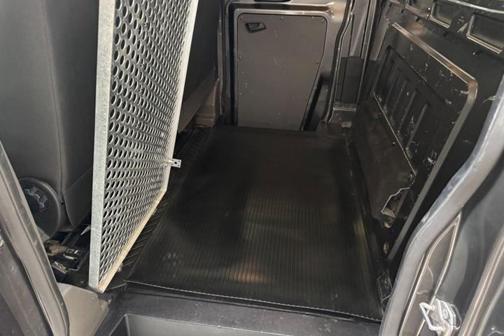 Grå Ford Transit 350 L4 Chassis fra 2020