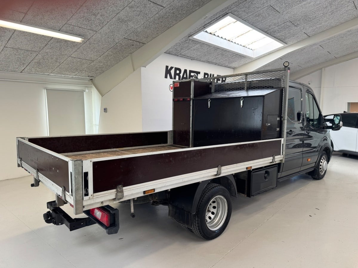 Grå Ford Transit 350 L4 Chassis fra 2020
