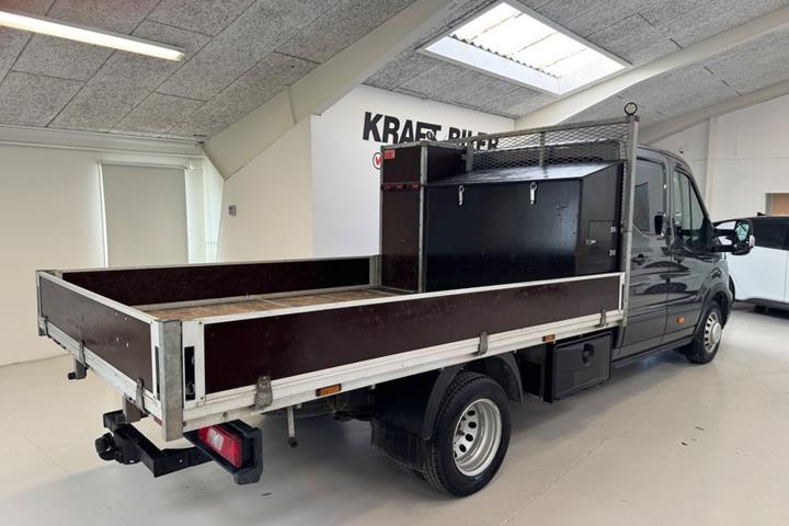 Grå Ford Transit 350 L4 Chassis fra 2020