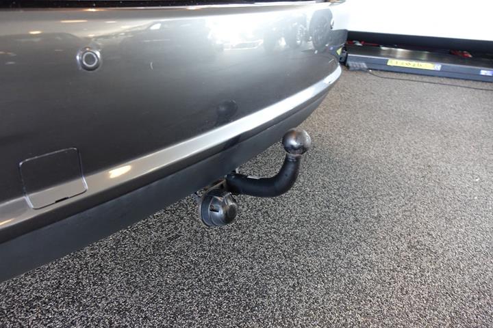 Grå Mazda 3 fra 2017