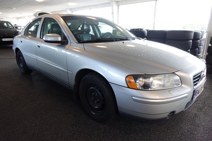 Sølv Volvo S60 fra 2007