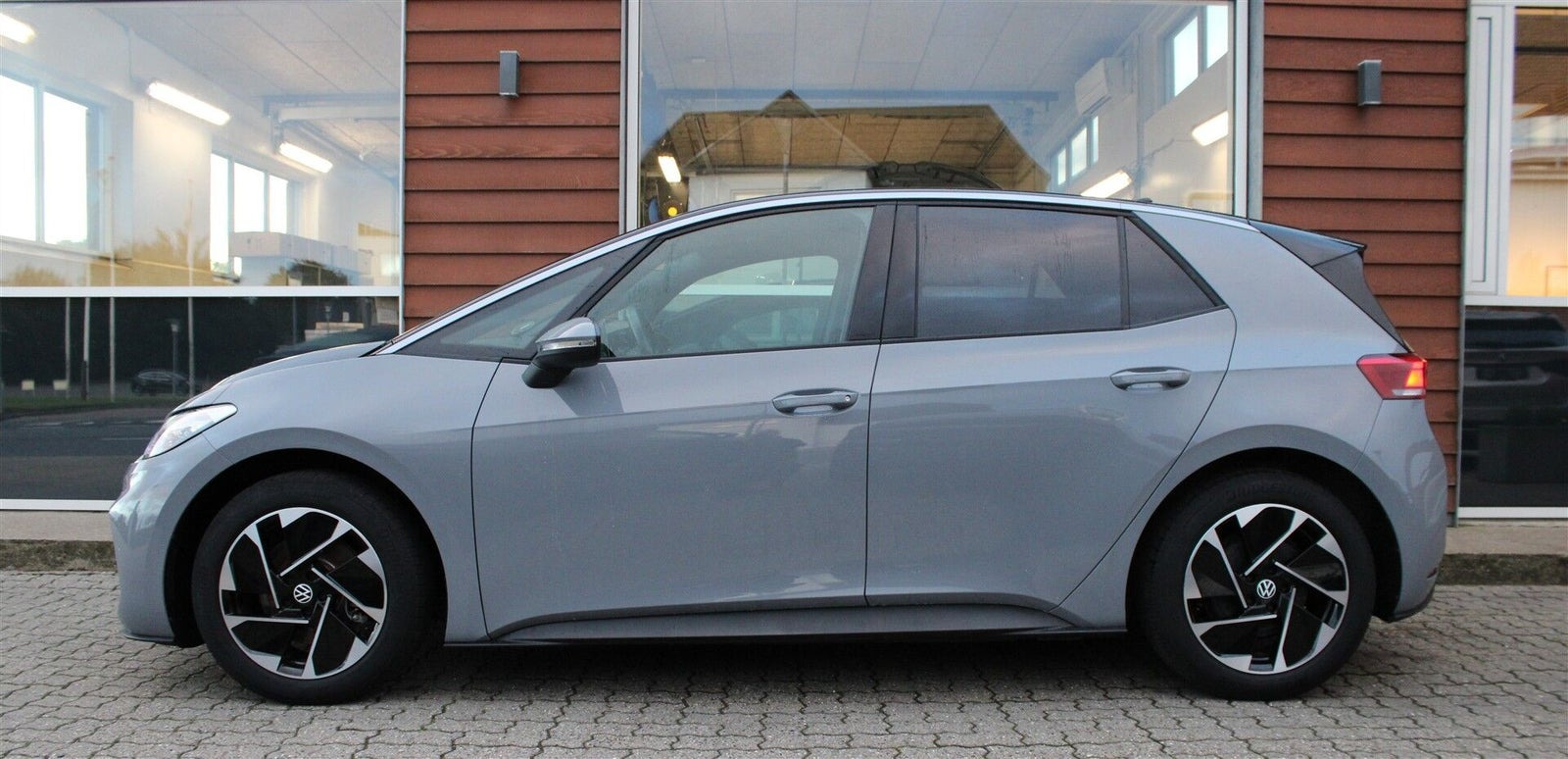 Grå VW ID.3 fra 2025