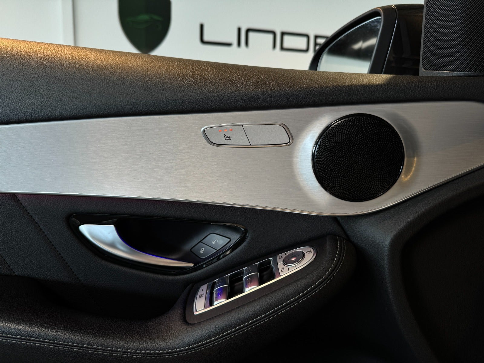 undefined Mercedes GLC300 de fra 2022