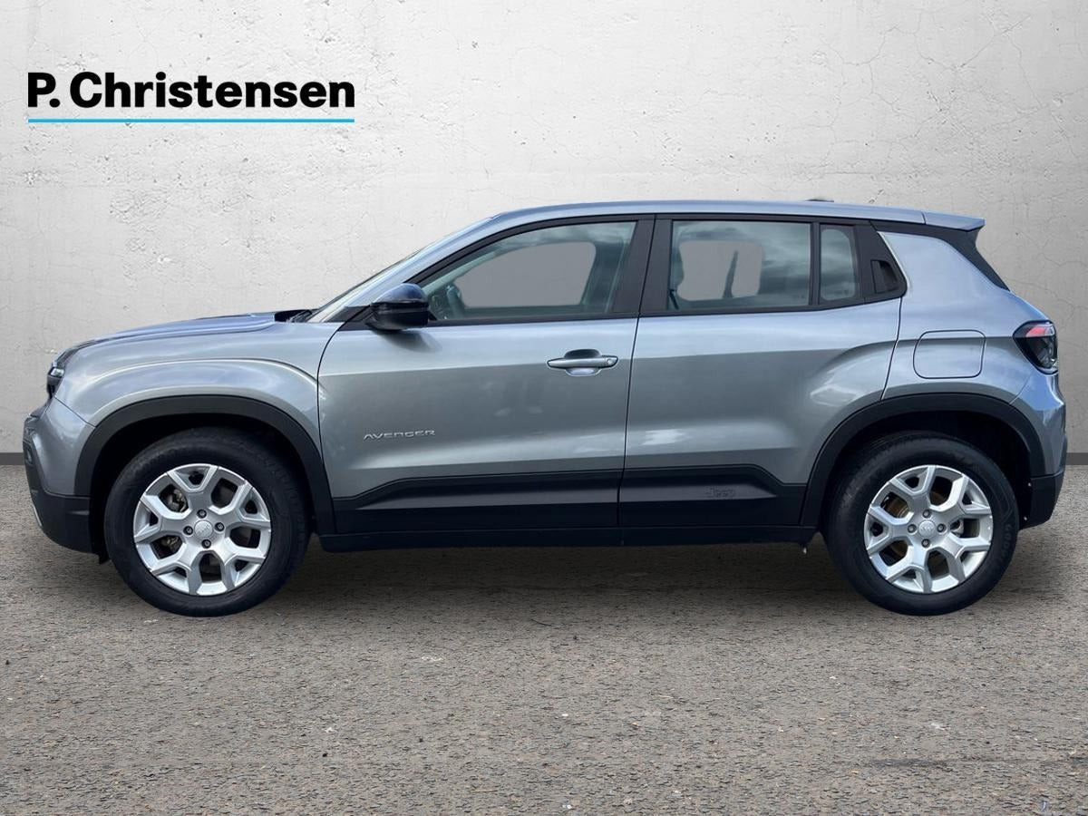 Grå Jeep Avenger fra 2025