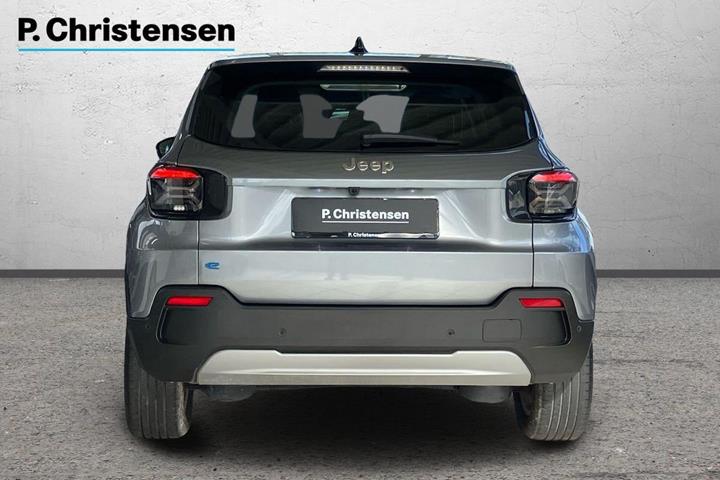 Grå Jeep Avenger fra 2025