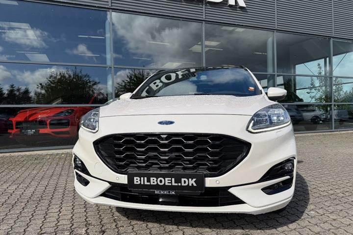 Hvid Ford Kuga fra 2020