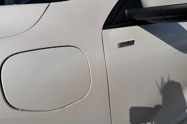Hvid Ford Kuga fra 2020