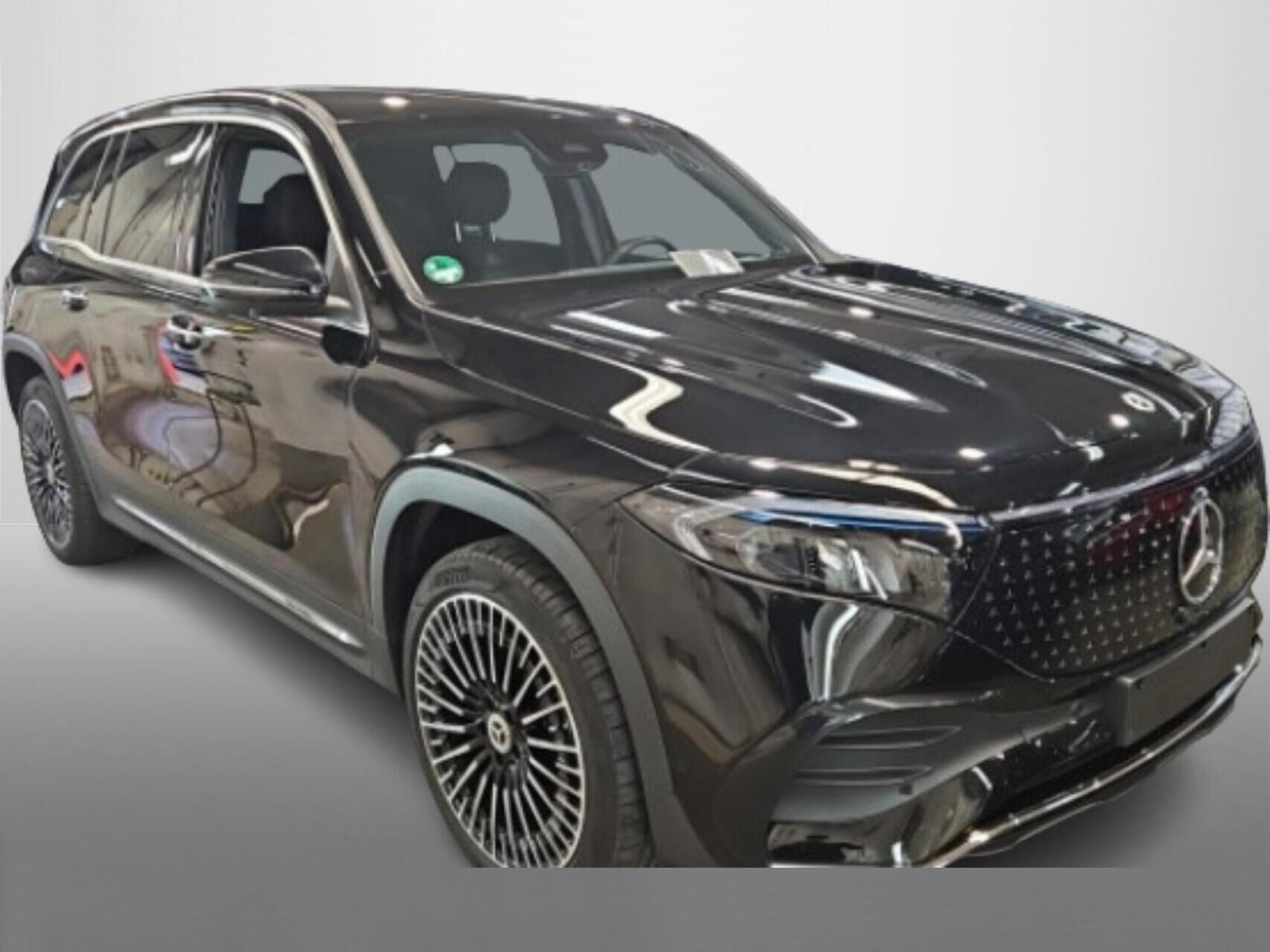 Sort Mercedes EQB250+ fra 2025
