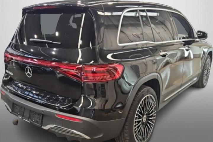 Sort Mercedes EQB250+ fra 2025