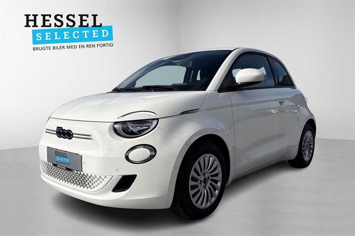 Hvid Fiat 500e fra 2024