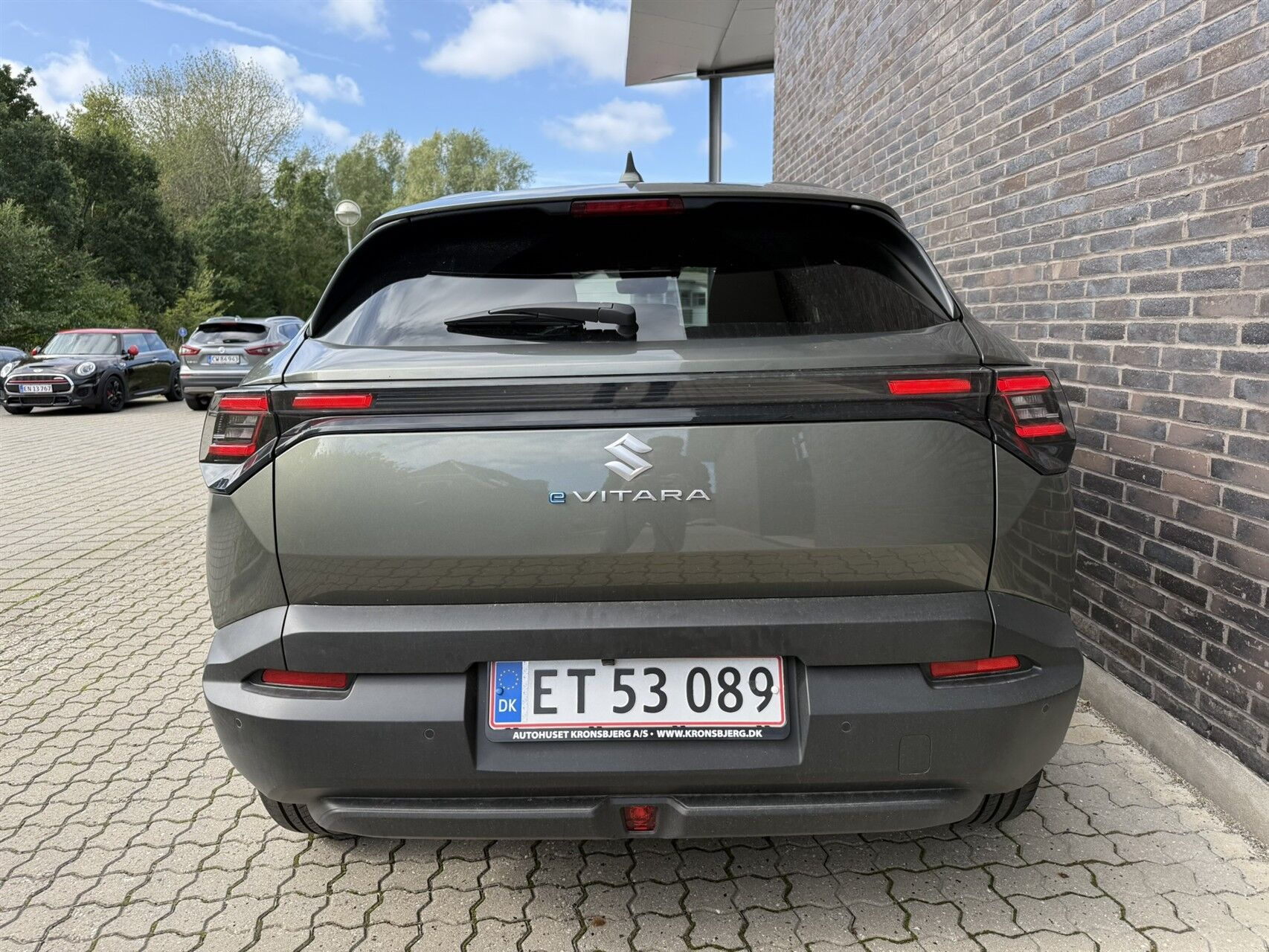 Grøn Suzuki eVitara fra 2026
