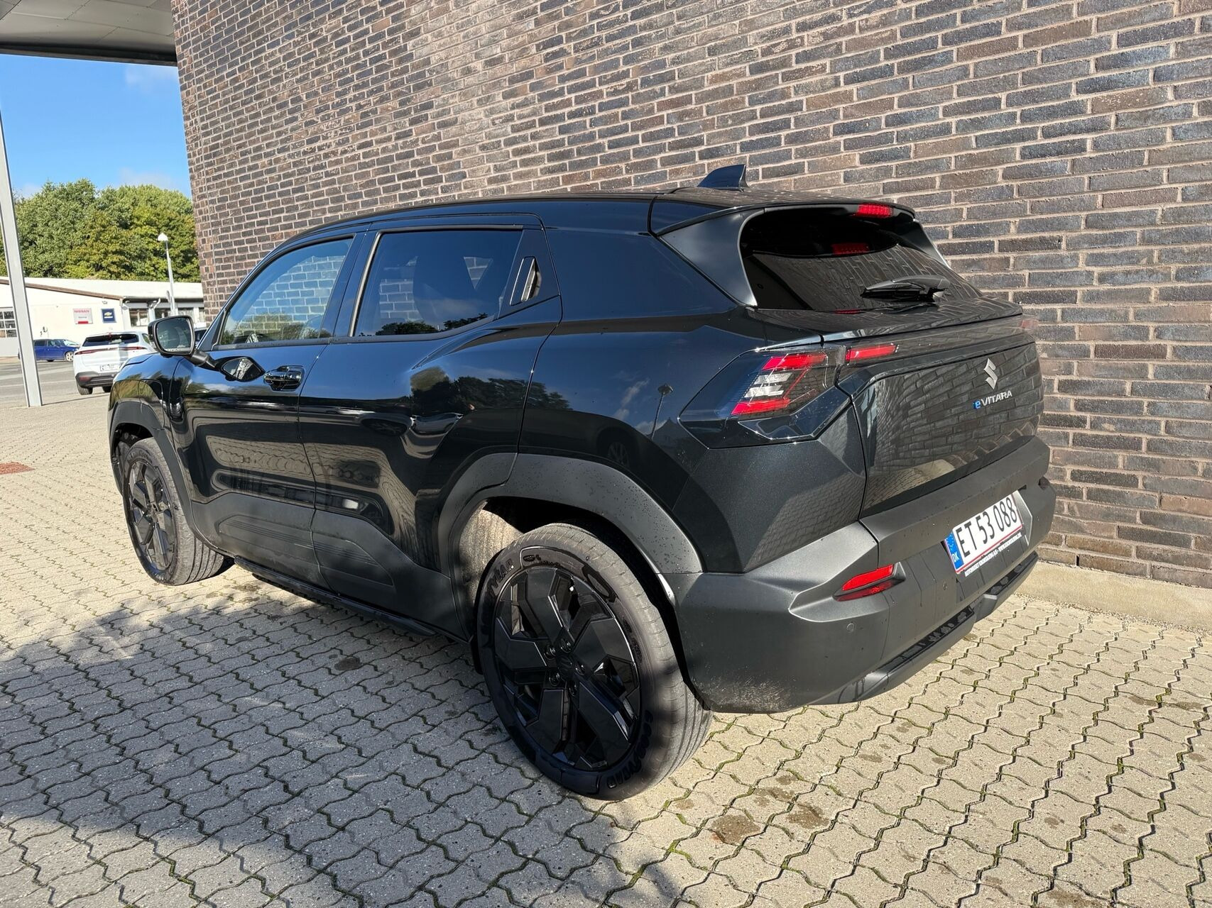 Sort Suzuki eVitara fra 2026