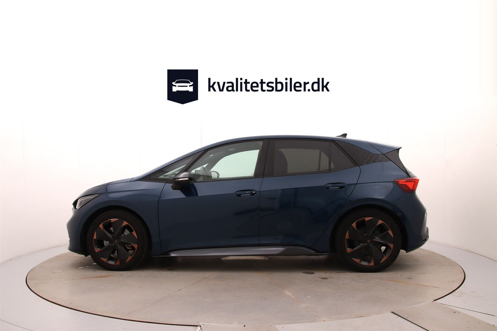 Blå Cupra Born fra 2024