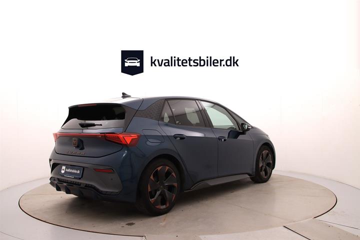 Blå Cupra Born fra 2024