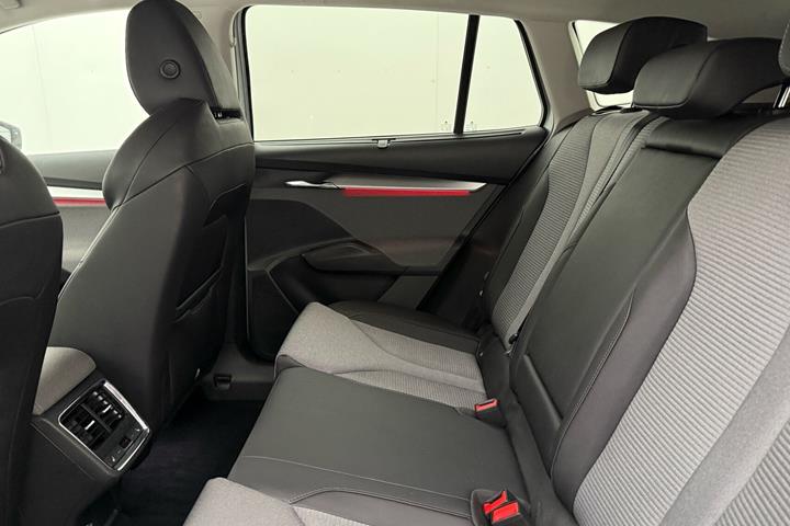 Sølv Skoda Enyaq fra 2022