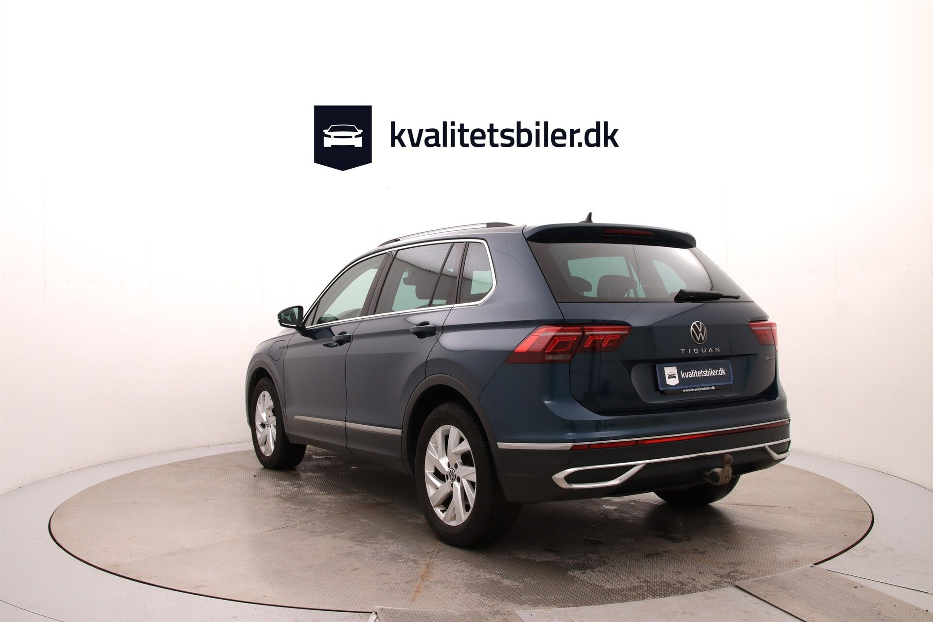Blå VW Tiguan fra 2023