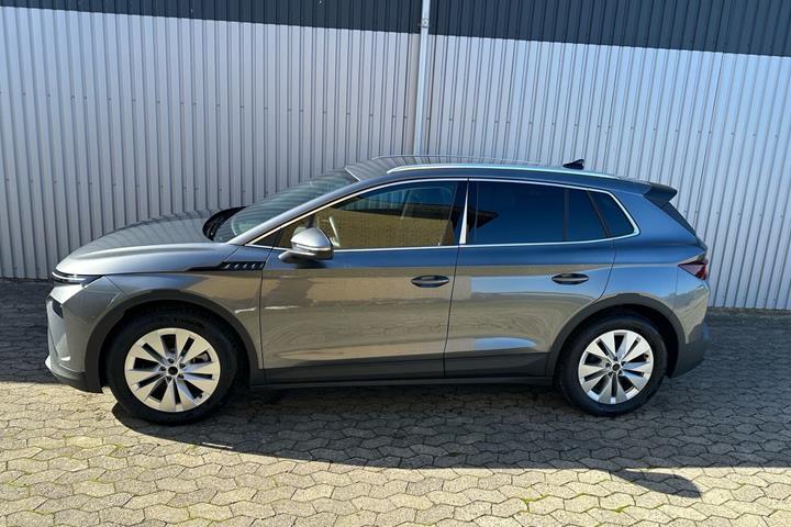 Grå Skoda Skoda fra 2026