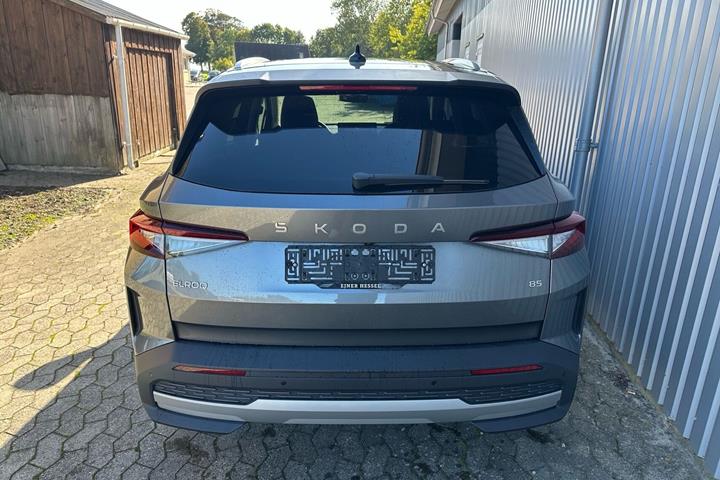 Grå Skoda Skoda fra 2026