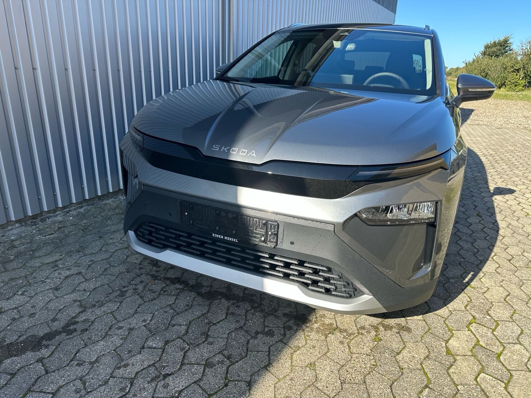 Grå Skoda Skoda fra 2026