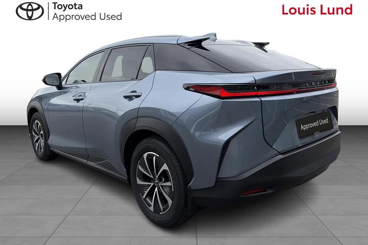 undefined Lexus RZ fra 2025