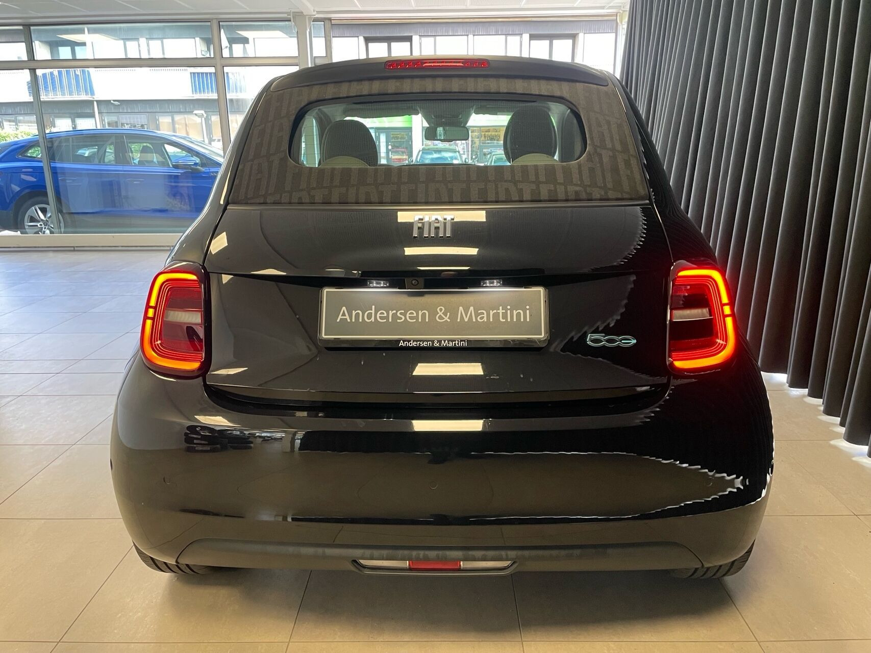 Sort Fiat 500e fra 2023