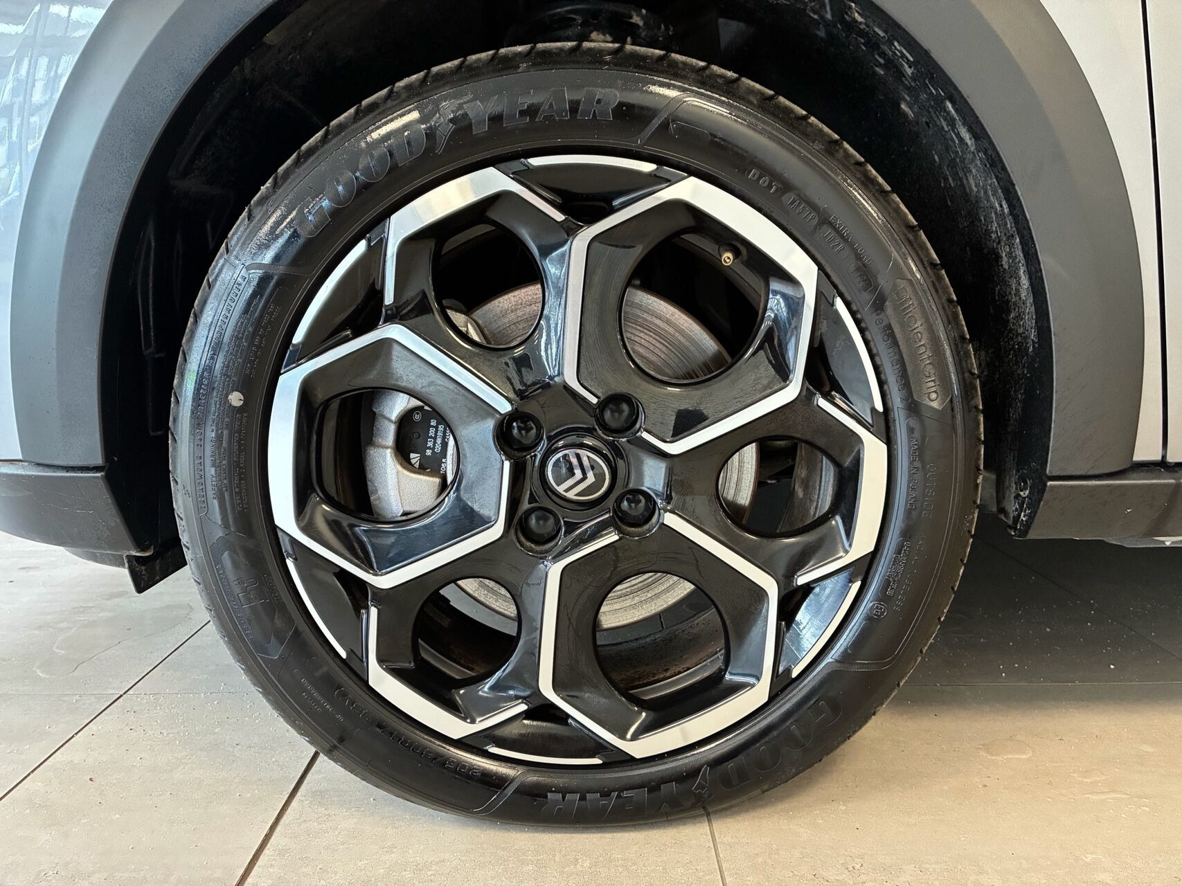 Grå Citroën ë-C3 fra 2025