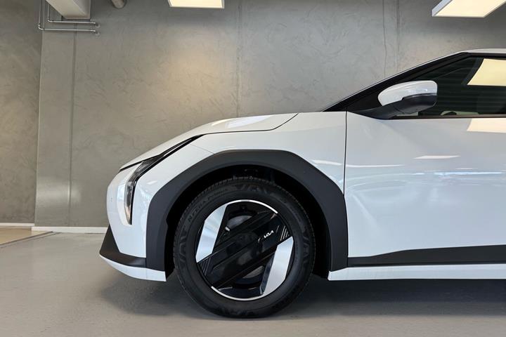 Hvid Kia EV4 fra 2026