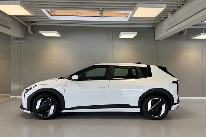 Hvid Kia EV4 fra 2026