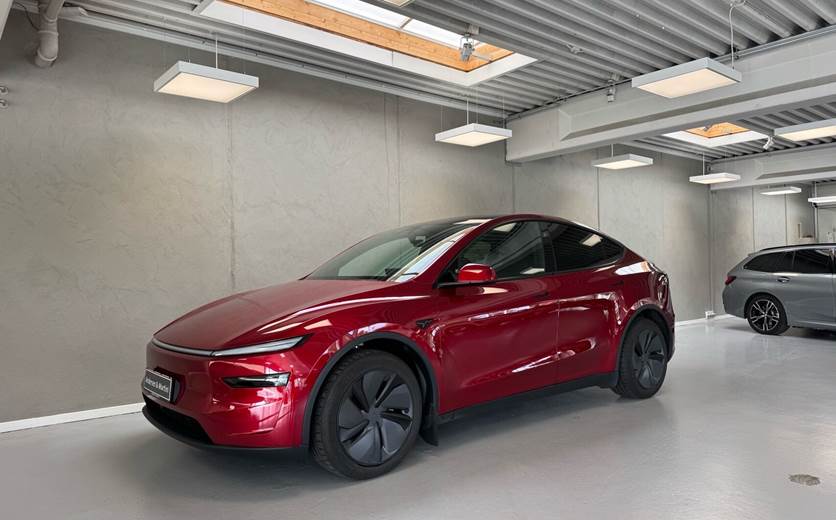 Tesla Model Y EL Long Range AWD 514HK 5d Aut.