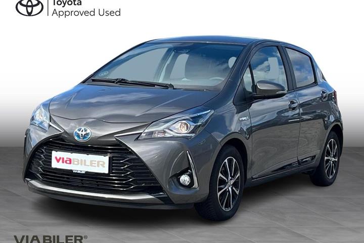 Grå Toyota Yaris fra 2020