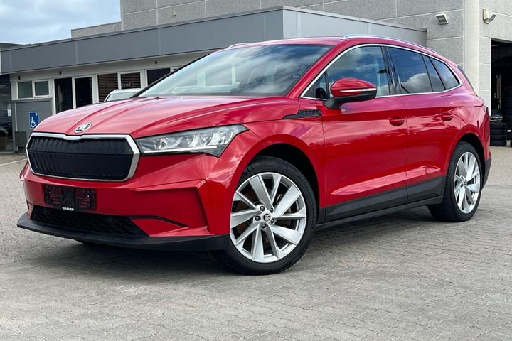 Rød Skoda Enyaq fra 2022