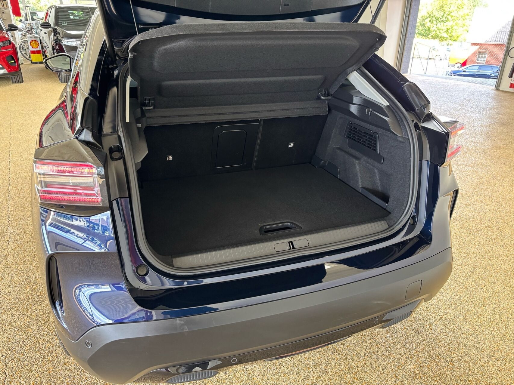 Blå Citroën ë-C4 fra 2025