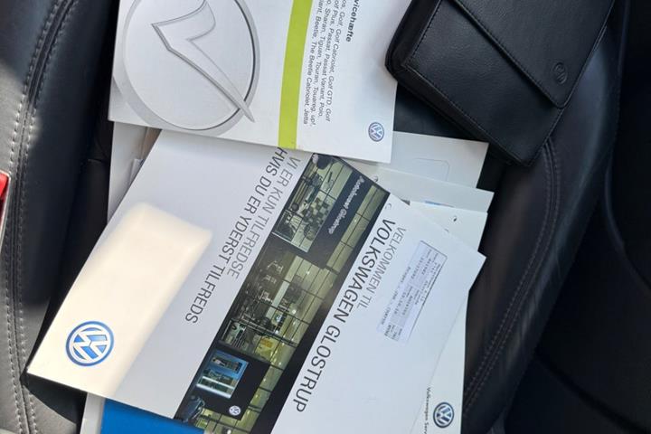 Hvid VW Sharan fra 2014