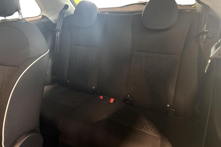 Gul Fiat 500e fra 2024