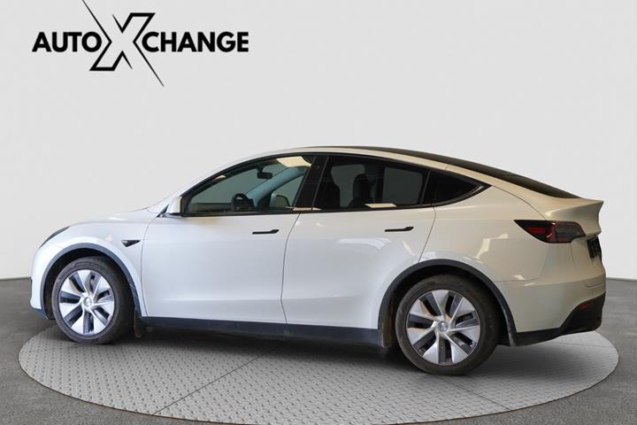 undefined Tesla Model Y fra 2024