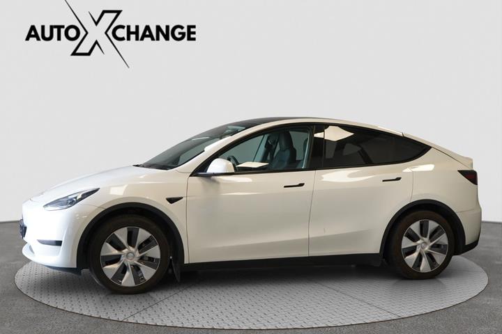 undefined Tesla Model Y fra 2024