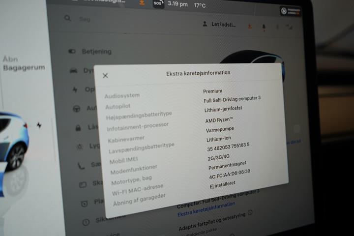 undefined Tesla Model Y fra 2024