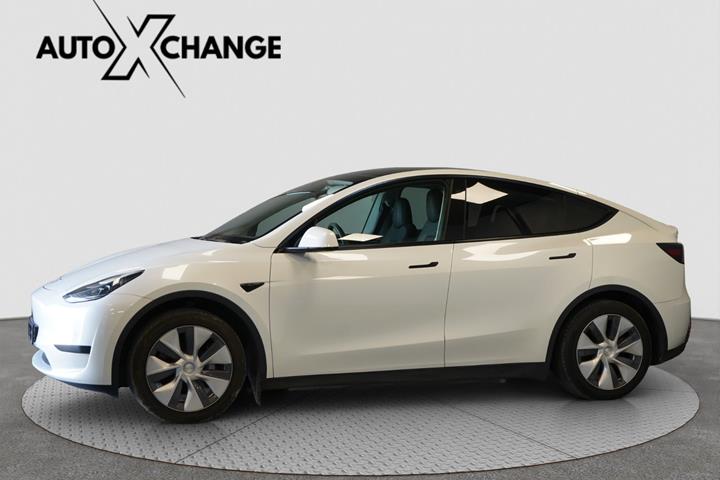 undefined Tesla Model Y fra 2024