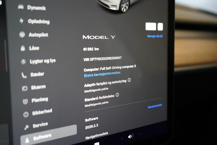 undefined Tesla Model Y fra 2024