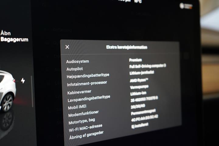 undefined Tesla Model Y fra 2024
