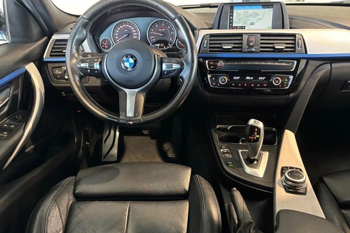 undefined BMW 330d fra 2018