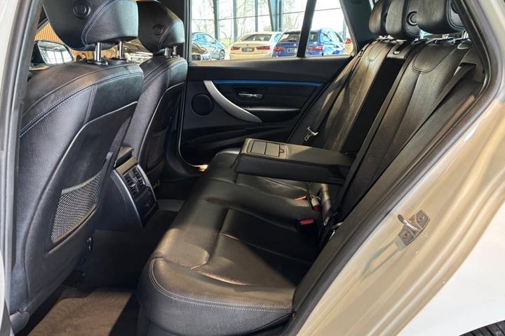 undefined BMW 330d fra 2018