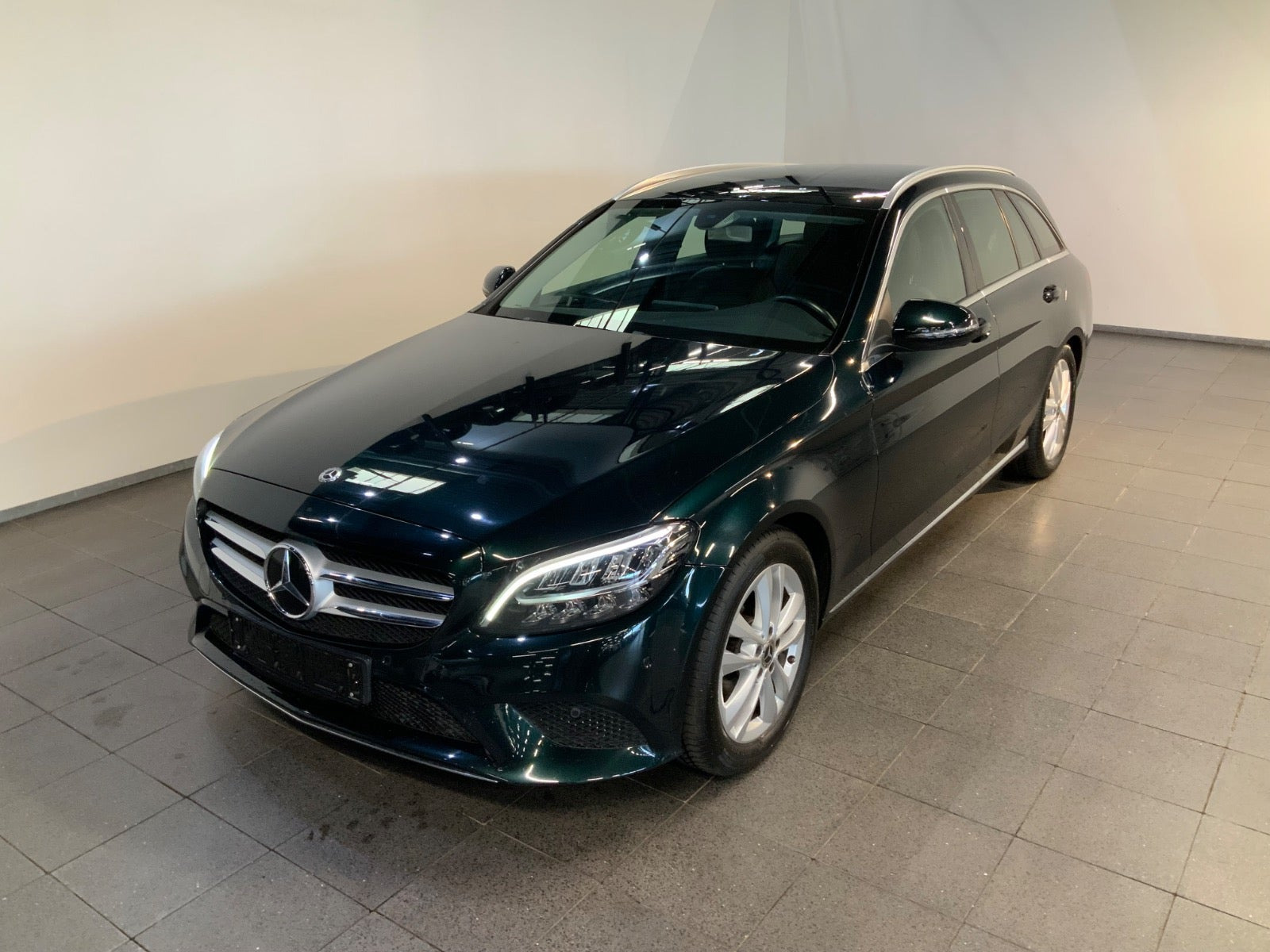 Mercedes C220 d 2,0 Avantgarde stc. aut.