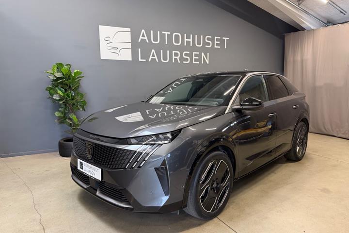 Grå Peugeot e-3008 fra 2025